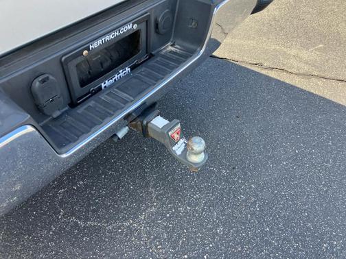 Silver Ice Metallic 2018 Chevrolet Silverado 1500 LT