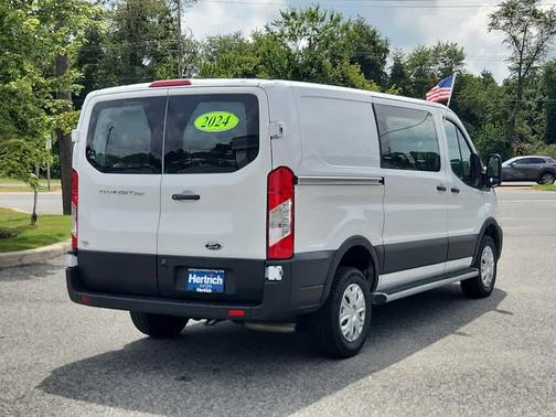 2024 Ford Transit-250