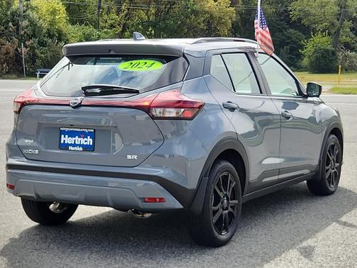 2024 Nissan Kicks SR