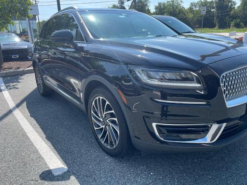 2019 Lincoln Nautilus Reserve