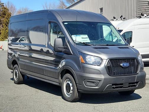 2025 Ford Transit-250 148 WB Medium Roof Cargo