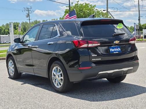 Mosaic Black Metallic 2022 Chevrolet Equinox 1LT