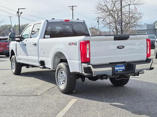 Oxford White 2026 Ford F-250 XL