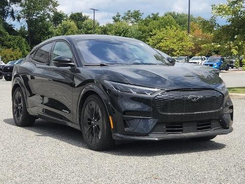 2025 Ford Mustang Mach-E GT