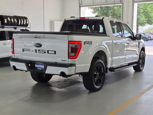 Oxford White 2023 Ford F-150 Lariat