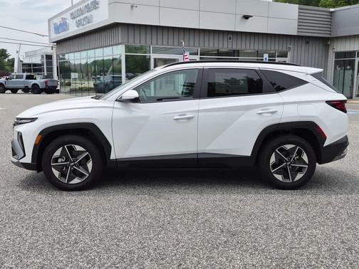 Serenity White Pearl 2025 Hyundai TUCSON SEL