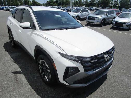 Serenity White Pearl 2025 Hyundai TUCSON SEL