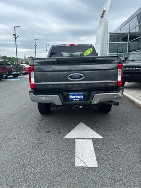 Magnetic Metallic 2018 Ford F-250 XLT