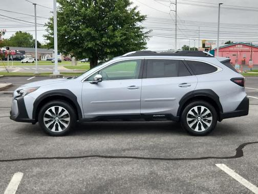 2024 Subaru Outback Touring XT