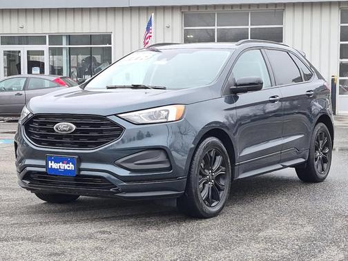 2022 Ford Edge SE