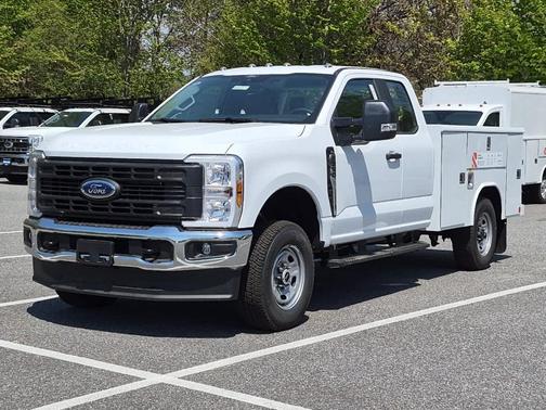 Oxford White 2026 Ford F-250 XL