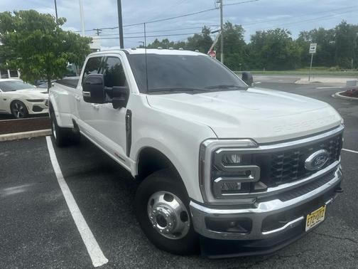 2024 Ford F-350 Lariat Super Duty
