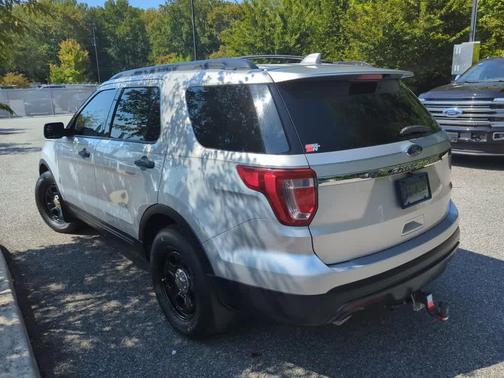 2017 Ford Explorer Base