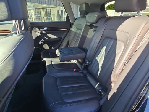 2018 Audi Q5 2.0T Tech Premium