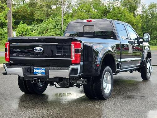 2025 Ford F-450 Lariat