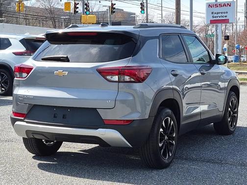 Sterling Gray Metallic 2023 Chevrolet Trailblazer LT