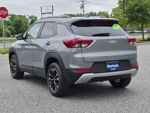 Sterling Gray Metallic 2023 Chevrolet Trailblazer LT