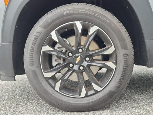 Sterling Gray Metallic 2023 Chevrolet Trailblazer LT