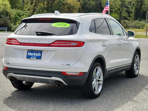 2016 Lincoln MKC Reserve