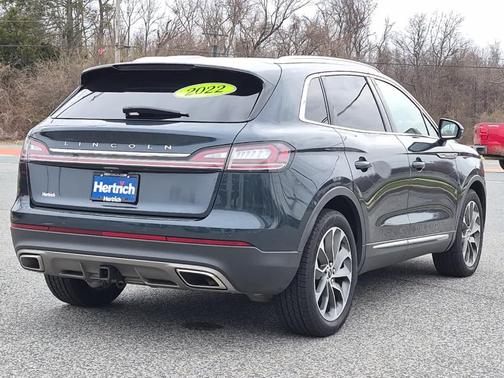 2022 Lincoln Nautilus Reserve