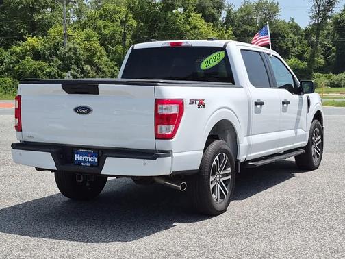 Oxford White 2023 Ford F-150 XL