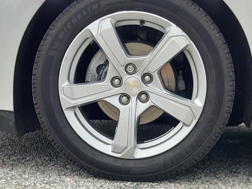 2019 Chevrolet Volt LT
