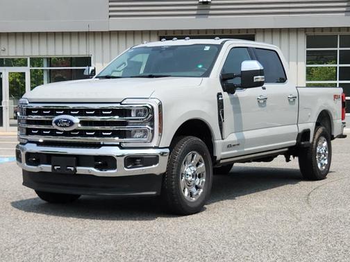 2025 Ford F-350 Lariat Super Duty