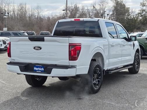 Oxford White 2025 Ford F-150 XLT