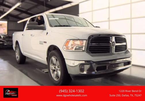 Bright White Clearcoat 2017 RAM 1500 Big Horn 4x2 Crew Cab 5'7" Box