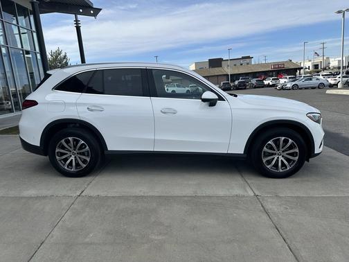 2024 Mercedes-Benz GLC 300 4MATIC