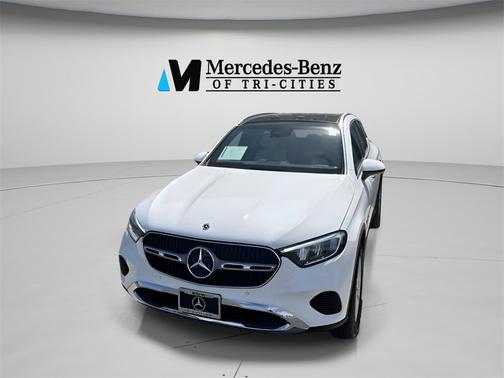 2025 Mercedes-Benz GLC 300