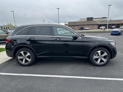 2022 Mercedes-Benz GLC 300 4MATIC