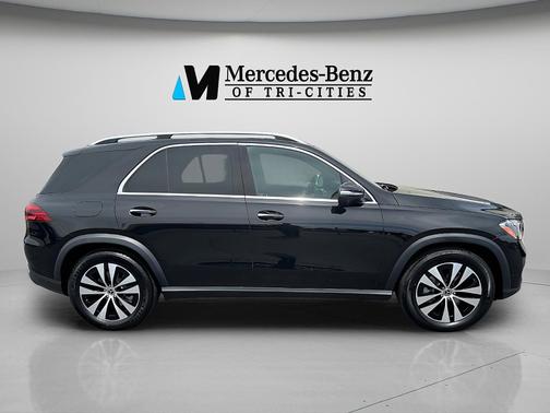 Obsidian Black Metallic 2025 Mercedes-Benz GLE 450 4MATIC