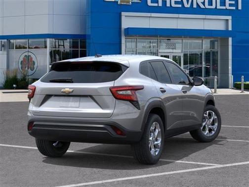 2025 Chevrolet Trax LS