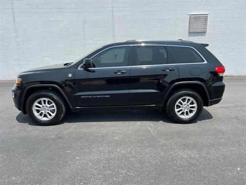 2019 Jeep Grand Cherokee Laredo E