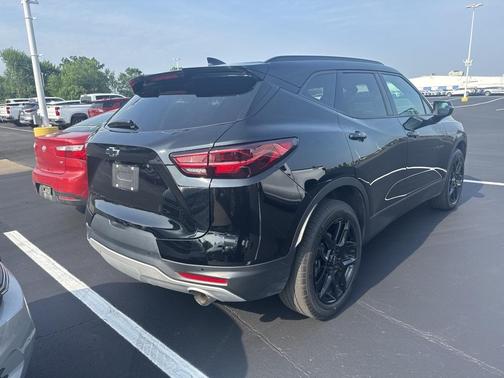 2025 Chevrolet Blazer LT