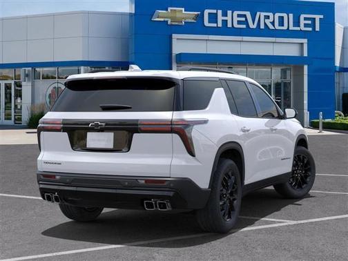 2025 Chevrolet Traverse LT