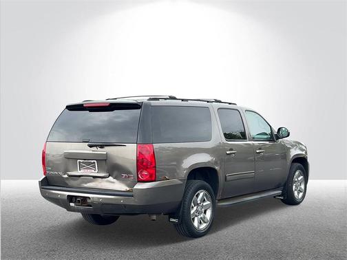 2011 GMC Yukon XL 1500 SLT