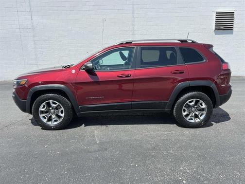 2019 Jeep Cherokee Trailhawk