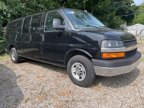 2016 Chevrolet Express 3500 LT