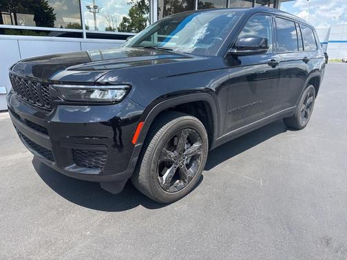 2022 Jeep Grand Cherokee L Laredo