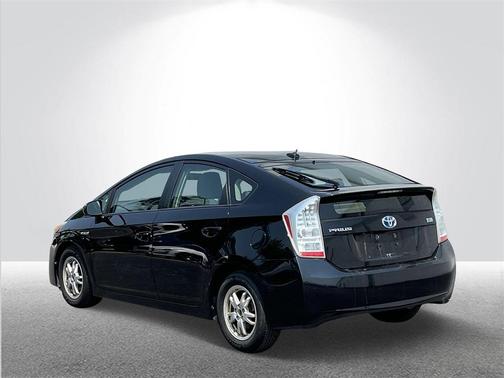 2010 Toyota Prius III