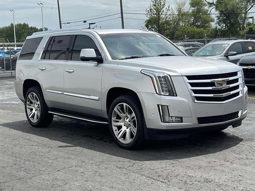 2018 Cadillac Escalade Luxury