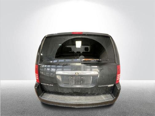 2010 Chrysler Town & Country Touring