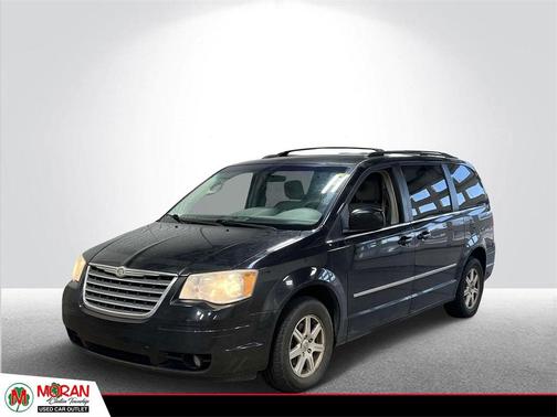 2010 Chrysler Town & Country Touring