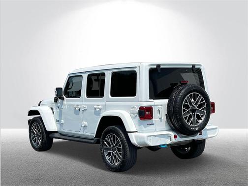 2022 Jeep Wrangler Unlimited 4xe Sahara