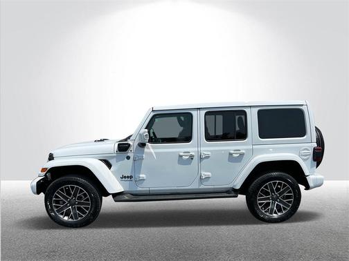 2022 Jeep Wrangler Unlimited 4xe Sahara