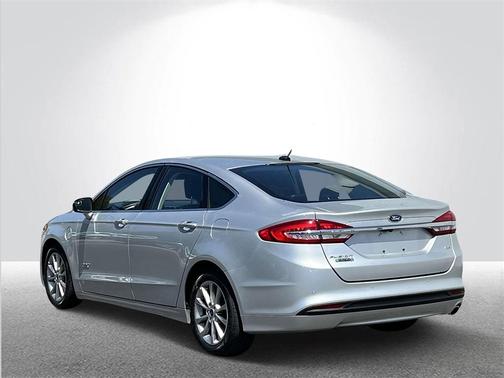 2017 Ford Fusion Energi SE Luxury