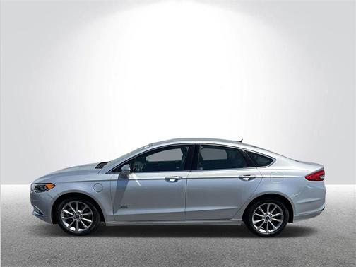 2017 Ford Fusion Energi SE Luxury