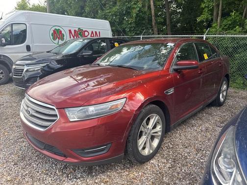 2014 Ford Taurus SEL